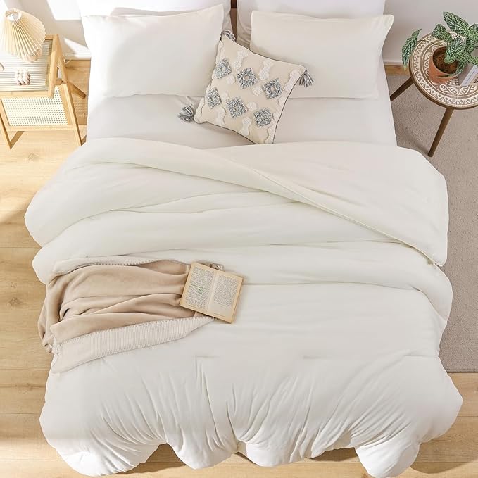 ROSGONIA Oversized King Comforter 128x120, 3pcs Super King Plus (1 Ivory Comforter & 2 Pillowcases) Lightweight Oversized Bedding Set Blanket