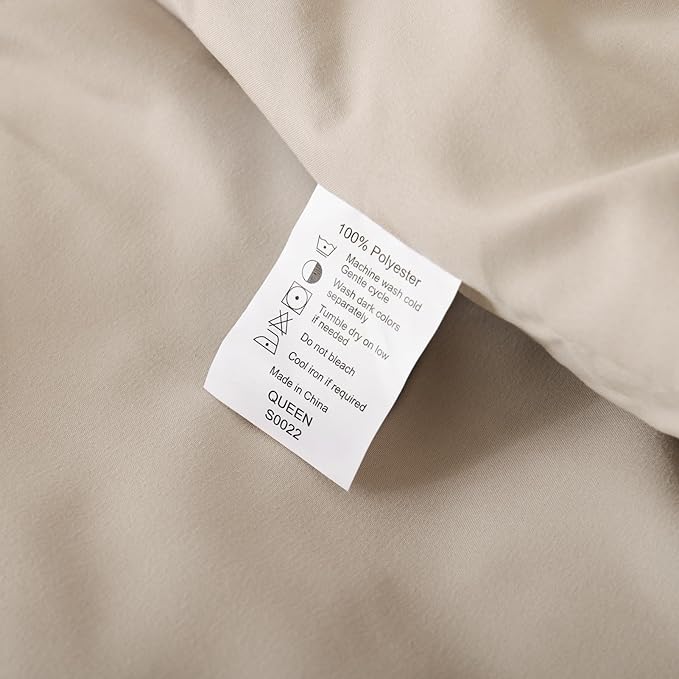 ROSGONIA Oversized King Comforter 128x120, 3pcs Super King Plus Comforter Set (1 Light Khaki Comforter & 2 Pillowcases) Lightweight Oversized King Bedding Set Quilt