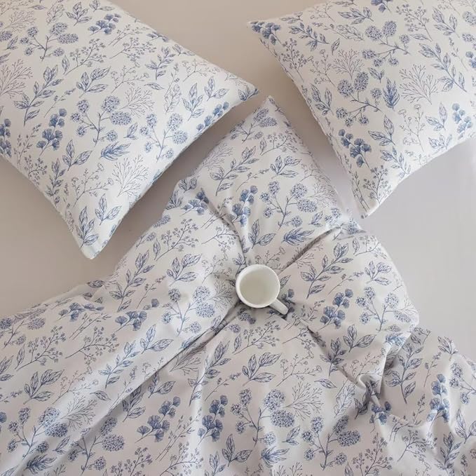 MKXI Comforter Full Size Botanical Comforter Set White Base with Blue Designs Lightweight Floral Bedding for Girls All Sean Warm Soft Bed Comforter