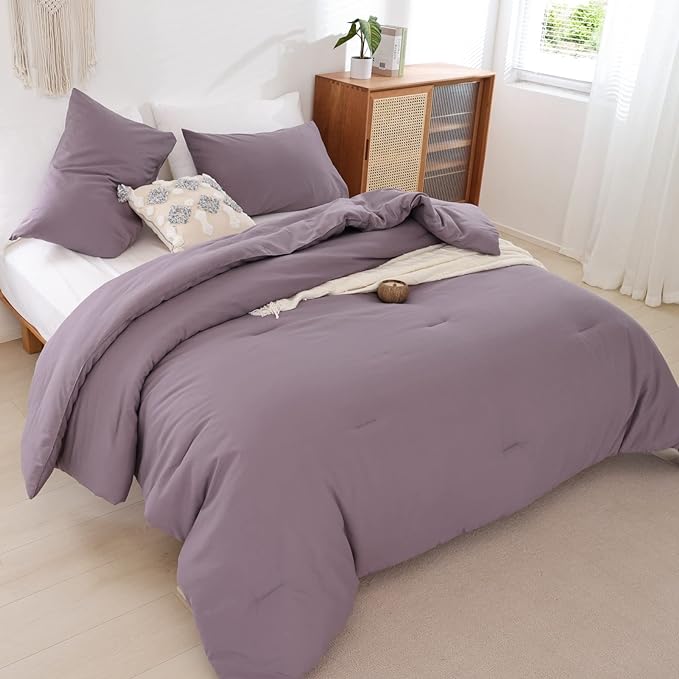 ROSGONIA Oversized Queen Comforter Dusty Purple, 3pcs (1 Comforter & 2 Pillowcases) Lightweight Oversized Queen Comforter Sets Bedding Blanket Quilts