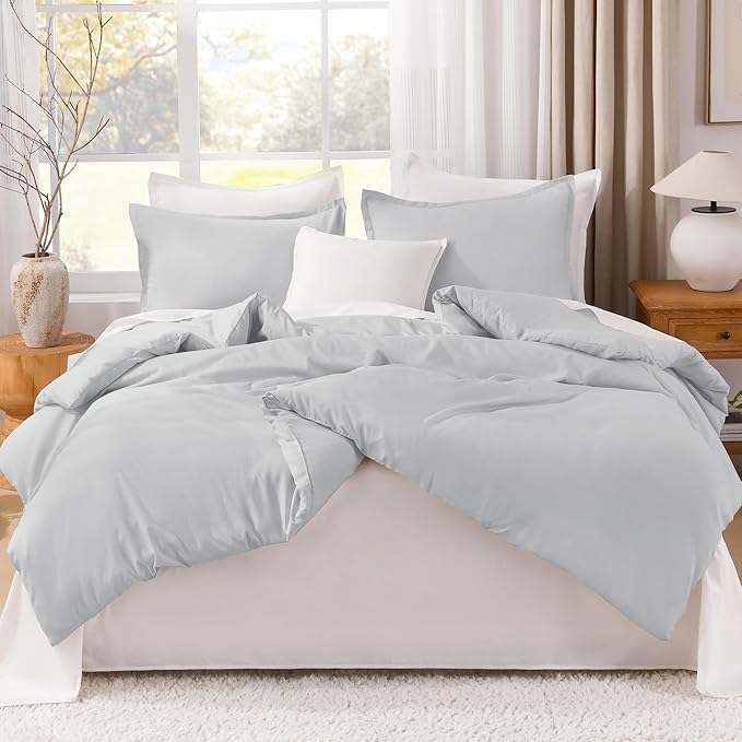 Litanika Comforter Set, Lightweight Solid Bedding Comforter Set, Fluffy Down Alternative Bed Set, Light Grey, Oversized Queen