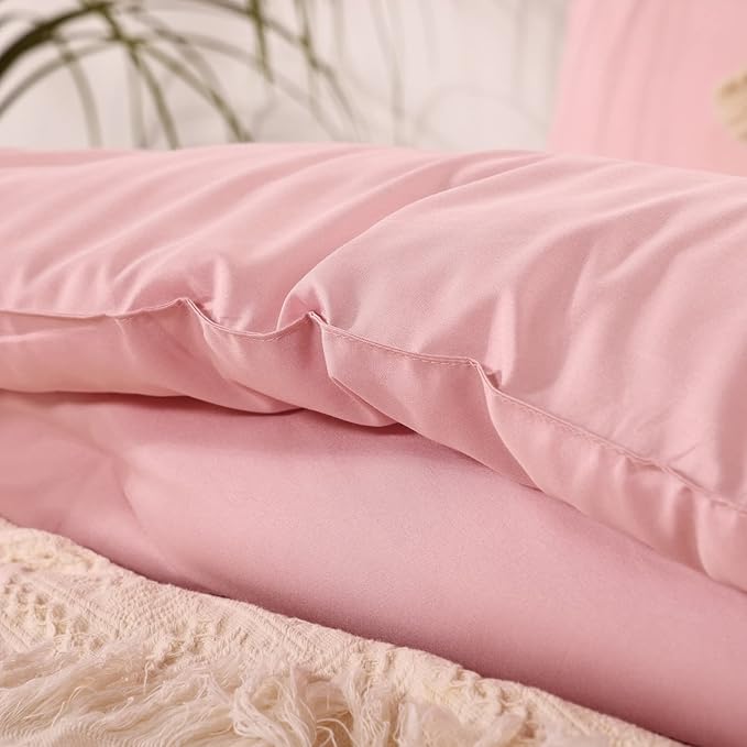 ROSGONIA Twin/Twin XL Comforter Set for College Girls Boys Pink, 1 Comforter & 1 Pillowcase, Lightweight Kids Comforter Set All Season Dorm Bedding