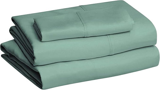 Amazon Basics Lightweight Super Soft Easy Care Wrinkle Free Microfiber 3 Piece Bed Sheet Set with 14-Inch Deep Pockets, Twin, Emerald Green, Solid, Kids, Men & Women Bedding (Pack of 4) AmazonBasics