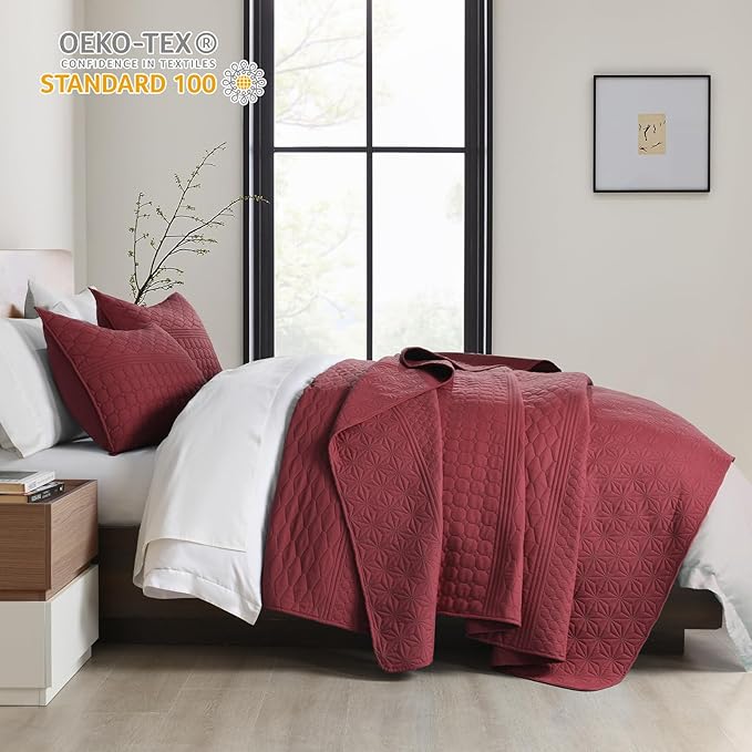 HORIMOTE HOME Burgundy Red Queen Size Quilt Set - Soft Microfiber Bedspread with 2 Shams, Lightweight & All-Season Geometric Coverlet for Cozy Bedding