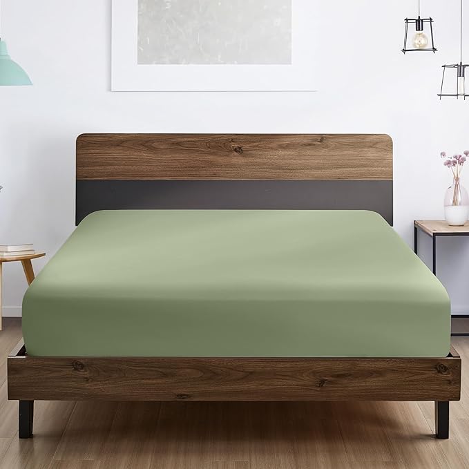 FreshCulture Full Fitted Sheet - Hotel Quality Fitted Sheet - Ultra Soft & Breathable - Brushed Microfiber - Deep Pocket - Cooling Fitted Sheets for Full Size Bed (Sage Green)
