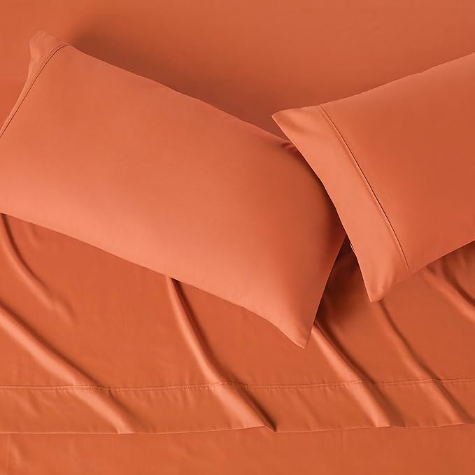Amazon Basics Lightweight Microfiber 4-Piece Bed Sheet Set, Brick, Solid, King AmazonBasics