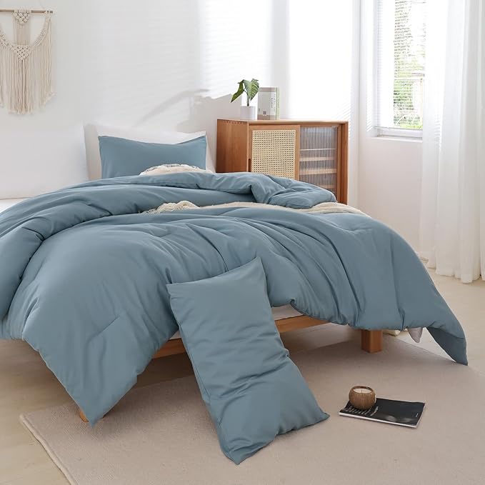 ROSGONIA King Size Comforter Set Dusty Blue, 3pcs (1 Boho Blue Comforter & 2 Pillowcases) All Season Bedding Lightweight Bedspread Blanket Quilt