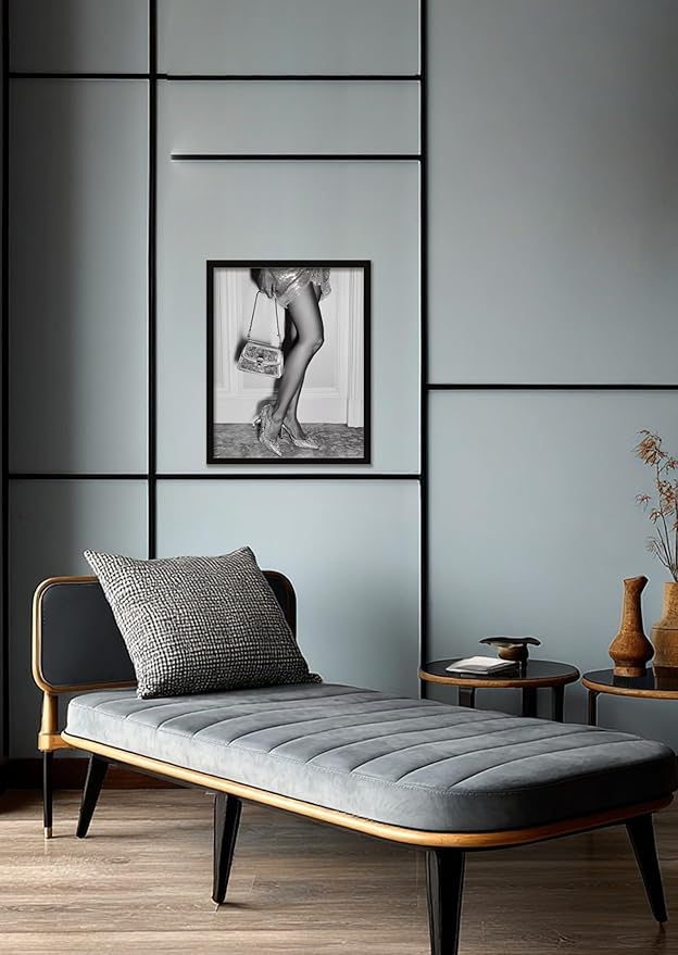 Luxury Lady Posters Canvas Art Wall Decor Trendy Black And White Wall Art Retro Girl Room Prints Beautiful Chic Woman Picture For Bedroom Office living room Bathroom Wall Decor 16" × 20" With Framed