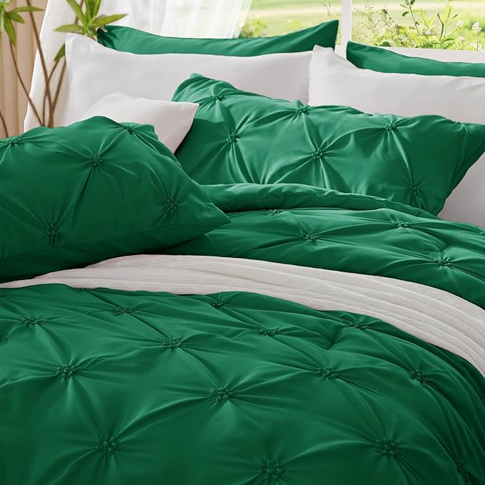 BEDELITE Forest Green Queen Comforter Set - 3 Pieces Boho Pintuck Bedding Comforter Sets, Lightweight Soft & Warm Bed Comforter Queen with 2 Pillowcases for All Season