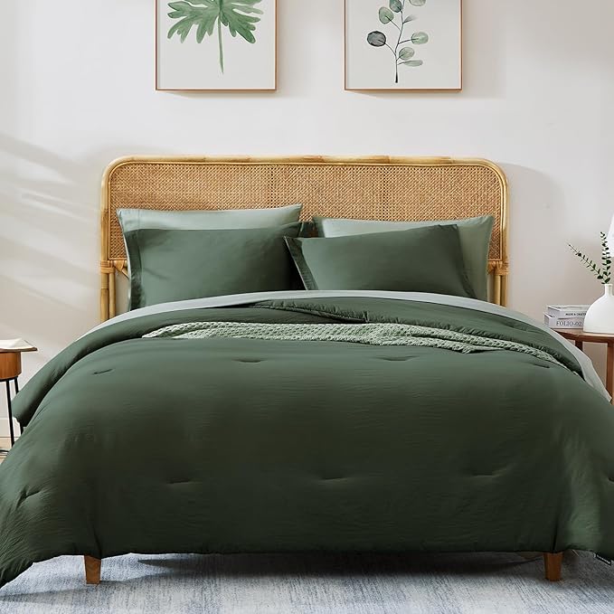WRENSONGE King Comforter Set, 7 Pieces Deep Forest Soft Bed in a Bag King with Fitted Sheet, Flat Sheet, 2 Pillow Shams, and 2 Pillowcases- Warm Bedding Set for All Season
