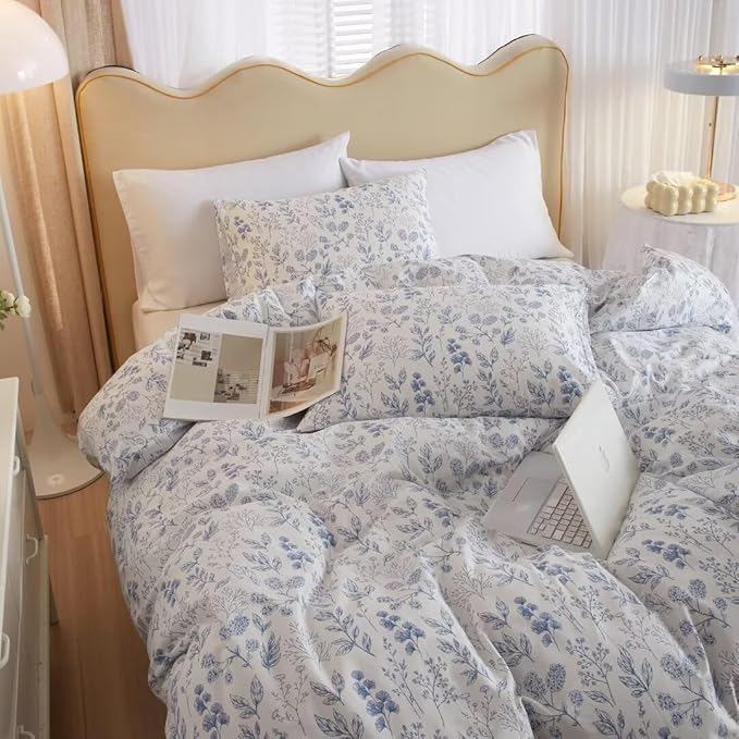 MKXI Comforter Full Size Botanical Comforter Set White Base with Blue Designs Lightweight Floral Bedding for Girls All Sean Warm Soft Bed Comforter