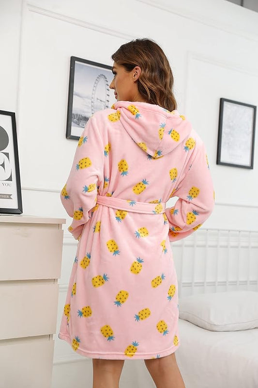 U2SKIIN Women Hooded Fleece Robe, Short Plush Robes for Womens With Hood Soft Warm Spa Bathrobe