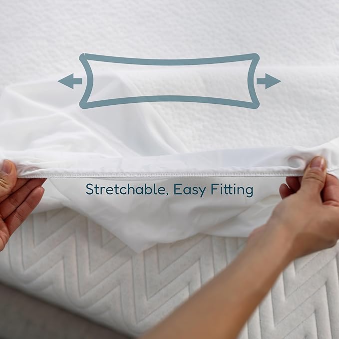 DreamOasis Waterproof Mattress Protector King Size - Premium Bamboo Viscose, Super Soft, Breathable, Machine Washable, Noiseless Bed Mattress Cover - White