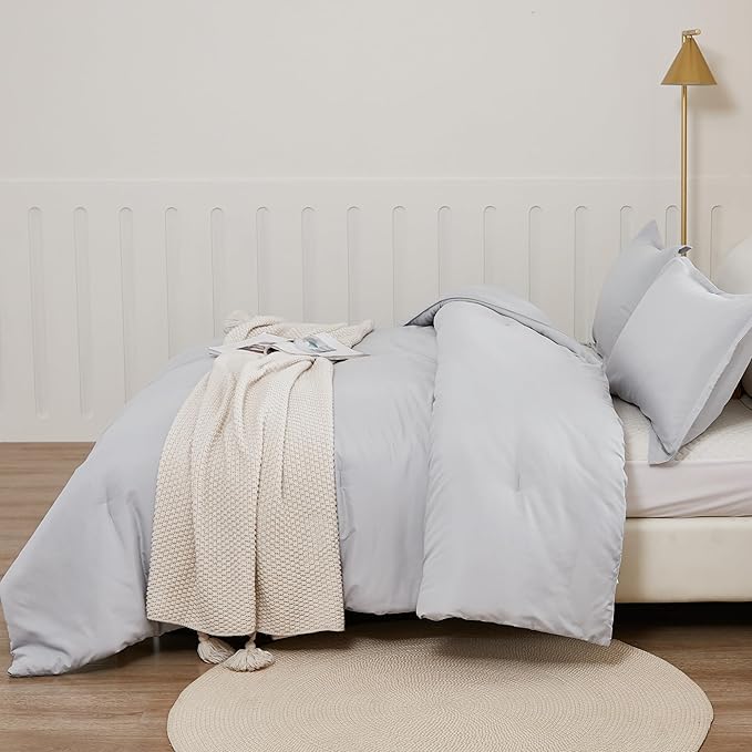 Litanika Comforter Set, Lightweight Solid Bedding Comforter Set, Fluffy Down Alternative Bed Set, Light Grey, Twin/Twin XL