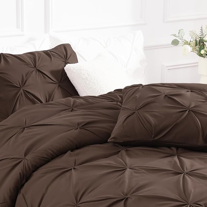 Andency Brown Pinch Pleat Comforter Twin(66x90Inch), 2 Pieces(1 Down Alternative Comforter and 1 Pillowcase) Bed Set Microfiber Pintuck Bedding Set