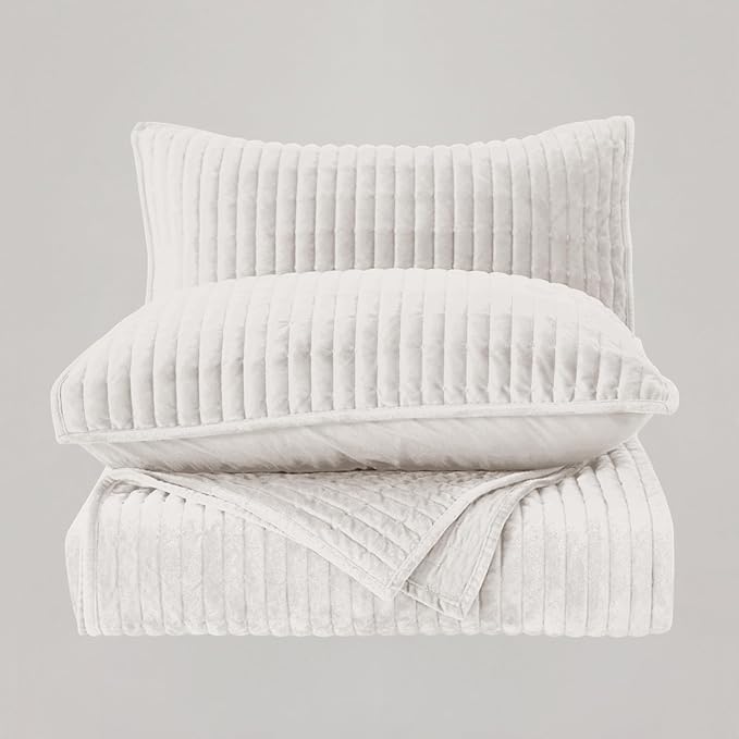 Wonderful Luxury Velvet Quilt - Striped Channel Stitch Cream Quilt Queen, Velvet Lightweight Comforter, Pet-Friendly, Tear-Resistant Bedspread Coverlet Bedding Set for All Season,94"x94"