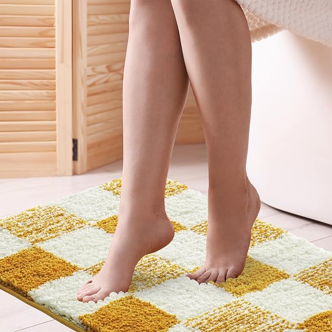 CozeCube Bath mats for Bathroom Non Slip, Fluffy Absorbent Microfiber Bath mat Washable, Aesthetic Bathroom Rugs, Small Harvest Gold Checkered Bath mat, Harvest Gold, 24" x 16"