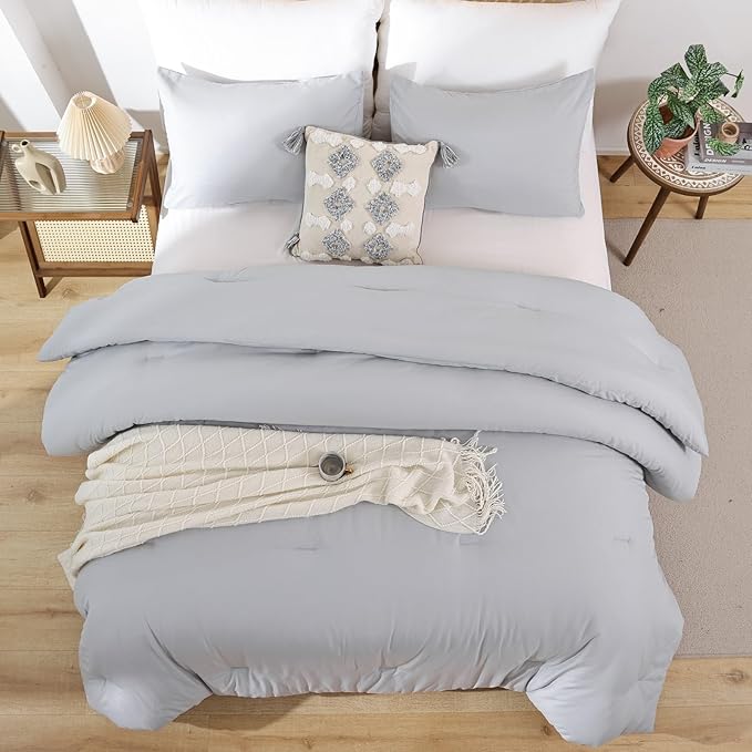 ROSGONIA King Size Comforter Set Light Grey, 3pcs (1 Boho Gray Comforter & 2 Pillowcases) All Season Bedding Lightweight Bedspread Blanket Quilt
