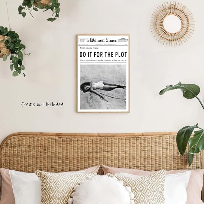 Vintage Women Times Do It for The Plot Wall Art Trendy Black and White Canvas Print Poster Vintage Woman Times Newspaper Prints Beachy Hot Girl Wall Decor for Bar Cart Girls Dorm Bedroom 24x36inch Unframed