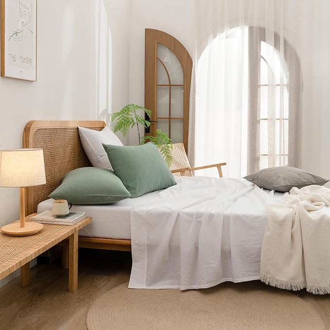 BESTOUCH 100% Washed Cotton Pillowcase for Hair and Skin Linen Feel Soft Comfortable Breathable 2 Set Pillow Case with Envelope Closure Solid Green Queen 20x30 Inches