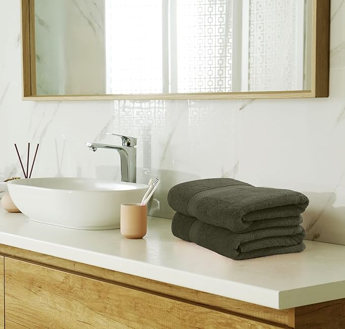 Utopia Towels 8 Piece Luxury Towel Set – Majestic Plush, Super Absorbent & Quicker-to-Dry, Thick 100% Ring Spun Cotton Towels for Bathroom, Spa & Hotel – 2 Bath, 2 Hand, 4 Washcloths, Dusty Olive