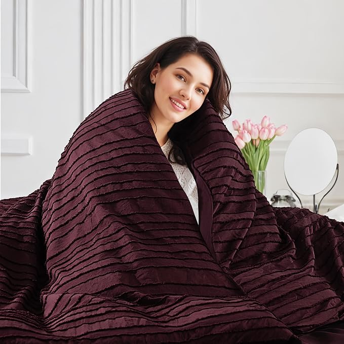 NEXHOME PRO Duvet Cover Full Size, Blue 3 Pieces Boho Tufted Duvet Cover Set, Soft and Lightweight Microfiber Comforter Cover Set for All Season (Burgundy,80 x 90)-No Comforter