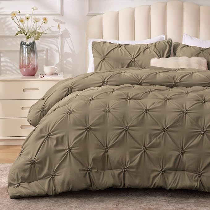 BEDELITE Light Brown Twin Comforter Set - 2 Peices Boho Pintuck Bedding Comforter Sets, Lightweight Soft & Warm Twin Bedding Sets with 1 Pillowcase for All Season