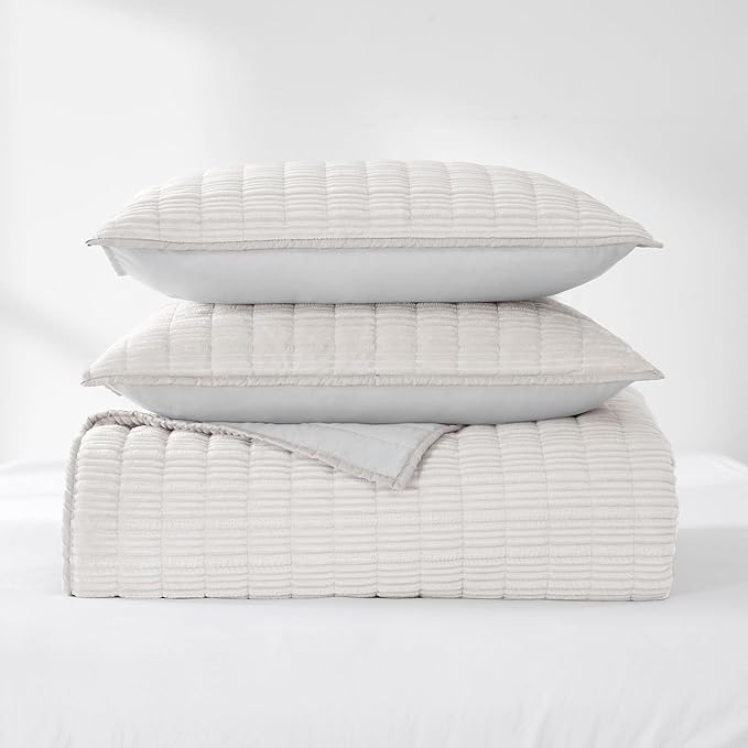 Wonderful Luxury Velvet Quilt - Striped Channel Stitch Ivory Quilt Queen, Soft Corduroy Lightweight Comforter, Pet-Friendly, Tear-Resistant, Bedspread Coverlet Bedding for All Season,94"x94"