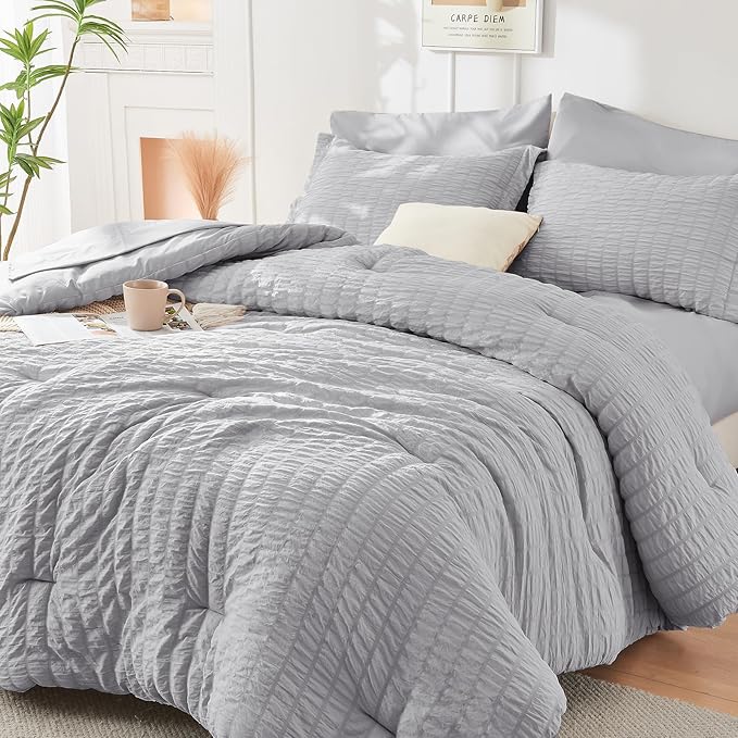 HYMOKEGE Light Grey Twin Comforter Set Seersucker 5 Pieces, All Season Luxury Bed in a Bag for Bedroom, Bedding Set with Comforters, Sheets, Pillowcase & Sham