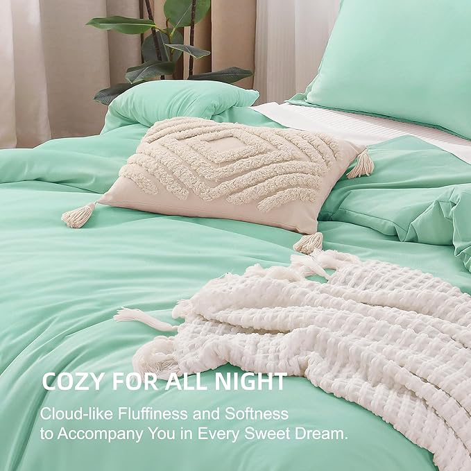Litanika Comforters Mint Green Queen Size, 3 Pieces Lightweight Solid Bedding Set & Collections, All Season Fluffy Bed Set (90x90In Comforter & 2 Pillowcases)