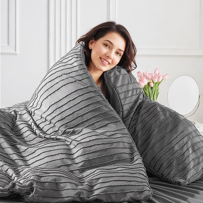 NEXHOME PRO Duvet Cover Queen Size, Grey 3 Pieces Boho Tufted Duvet Cover Set, Soft and Lightweight Microfiber Comforter Cover Set for All Season (Grey Queen, 90 x 90)-No Comforter