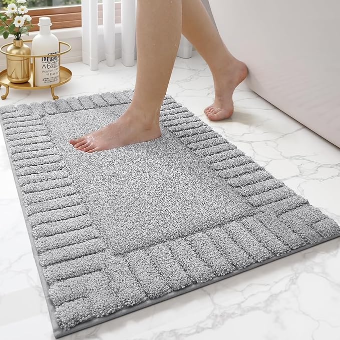 LUMI Bathroom Rugs Non Slip with Rubber Backing, Extra Soft Plush Microfiber Bath Rug Absorbent, Machine Washable Bath Mat Quick Dry for Tub, Shower, Hotel, Light Grey, 16"x24"