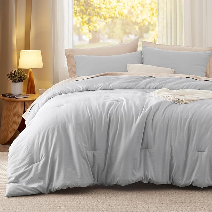 Bedsure Full Size Comforter Set, Light Grey Soft Prewashed Bedding for All Seasons, 3 Pieces GentleSoft™ Warm Down Alternative Bed Set, 1 Lightweight Comforter (82"x86") and 2 Pillowcases (20"x26")