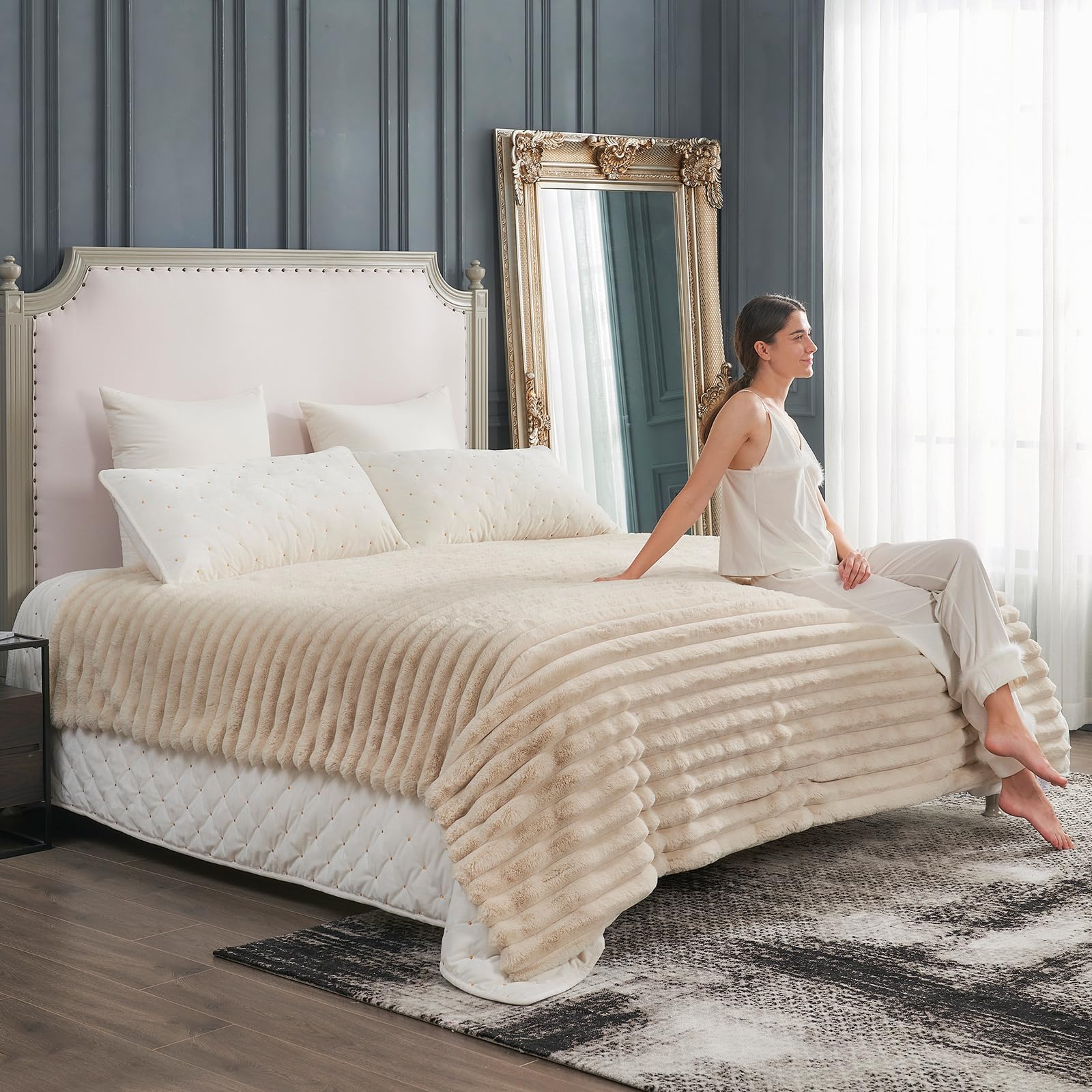 Cozy Bliss Faux Fur Throw Blanket for Couch, Cozy Warm Plush Striped Blanket for Sofa Bedroom Living Room, 50 * 60 Inches Sage Green Dormly