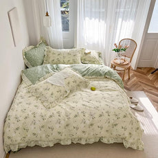 MKXI Queen Size Beige & Green Floral Comforter Set - 3 Piece Ruffled Lace Bedding Set with Reversible Design, Soft Aesthetic Cottagecore Style Green Leaf Comforter for Girls, Women, and Teens