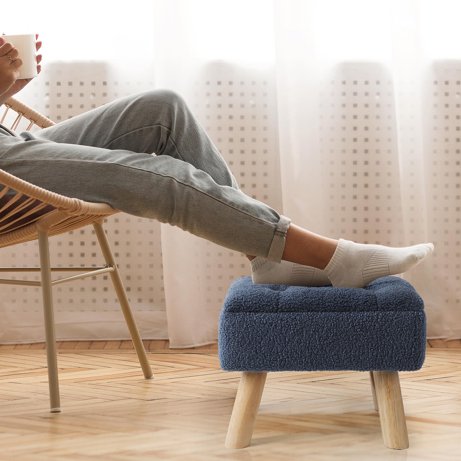 OGEMXU Storage Ottoman, Small Foot Stool Ottoman with Storage, Boucle Teddy Velvet Foot Rest with Padded Seat, Sturdy Wood Legs Stool for Living Room, Bedroom, Couch, Enterway (Cream) Dormly