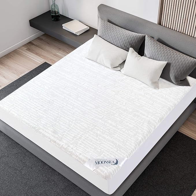 Waterproof Mattress Protector King Size, Ultra Soft Viscose Made from Bamboo 3D Air Fabric, Mattress Pad Cover King, Fitted Up to 18" Deep