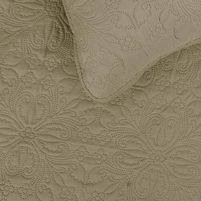 Easy-Going King Size Reversible Quilt Set with 1 Quilt and 2 Pillow Shams, Soft Bed Quilt Cover, Water Resistant Lightweight Microfiber Bedspread, Stain Resistant, Damask-Beige/Beige