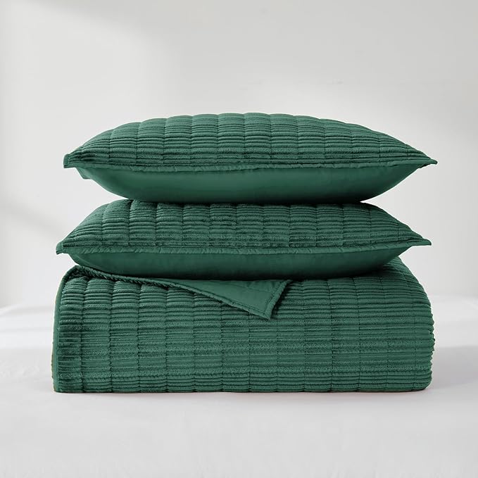 Wonderful Luxury Velvet Quilt - Striped Channel Stitch Forest Green Quilt King, Soft Corduroy Lightweight Comforter, Pet-Friendly, Tear-Resistant, Bedspread Coverlet Bedding for All Season,106"x94"