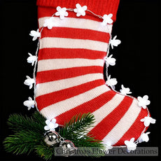 Battery & USB Powered Flower String Lights Indoor Decorations, 10ft 30 LED Decorative Cute Cherry Blossom Floral Lamp for Classroom Bedroom Ceiling Dorm Christmas Tree Hanging Decor (White)