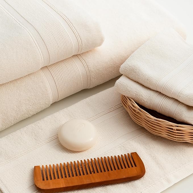 Luzia 8 Piece Bathroom Towel Set - 100% Turkish Cotton, Premium Quality - 2 Bath Towels 2 Hand Towels and 4 Washcloths (Ivory)