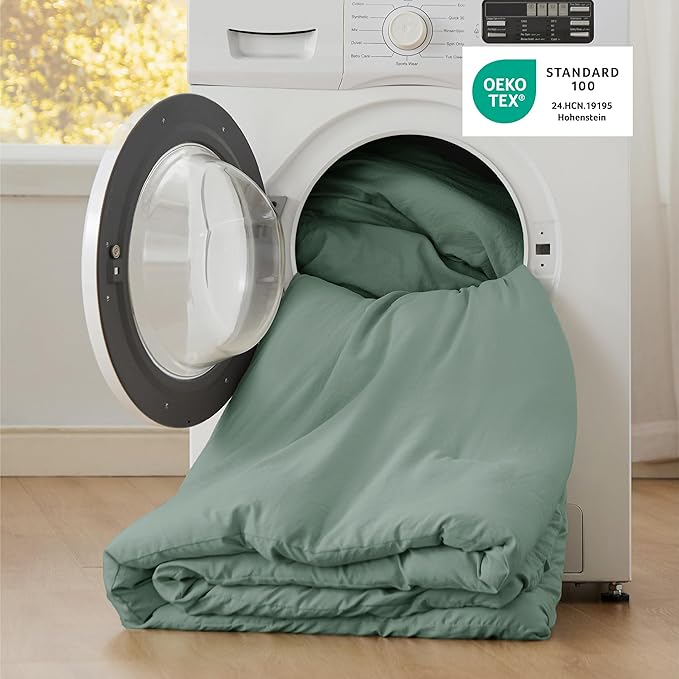 Bedsure Queen Size Comforter Set, Sage Green Soft Prewashed Bedding for All Seasons, 3 Pieces GentleSoft™ Warm Down Alternative Bed Set, 1 Lightweight Comforter (90"x90") and 2 Pillowcases (20"x26")