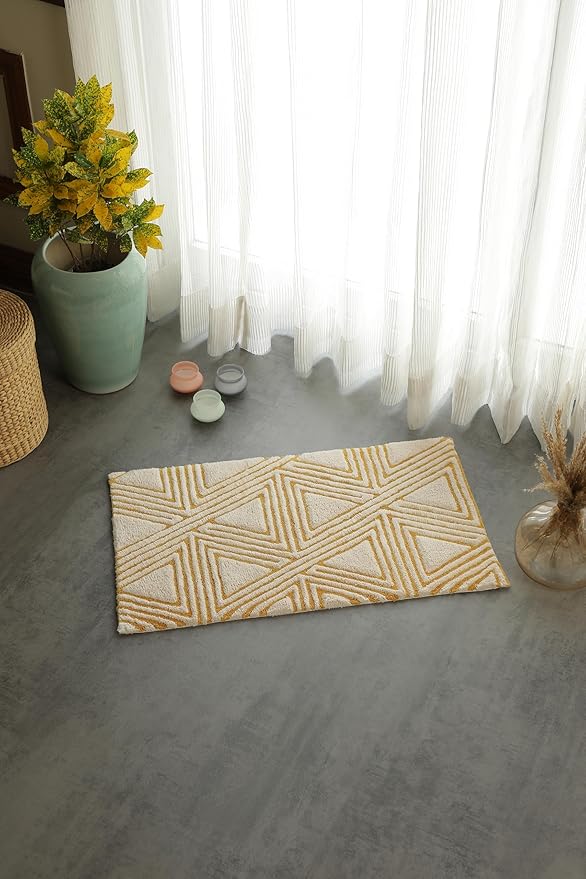 Organic Cotton Bathroom Rug, Luxury Non Slip Ultra Soft & Water Absorbent | Triangles Design Premium Bath Rug | Perfect for Tub & Shower, Toilet Floor Door Bath Mat (32"x20" Ivory & Yellow Ochre)