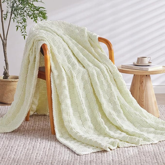 Knitted Weighted Blanket for Adult, No Beads Heavy Blanket 50” x 60'' 5lbs, Breathable Chunky Knit Blanket, Cooling Weighted Blanket for Hot Sleepers, Christmas Home Decor (Cream White)