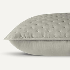 Amazon Basics Brushed Microfiber Quilt Set, Extra Soft with Natural Texture, 3-Piece,Queen/Full, Grey