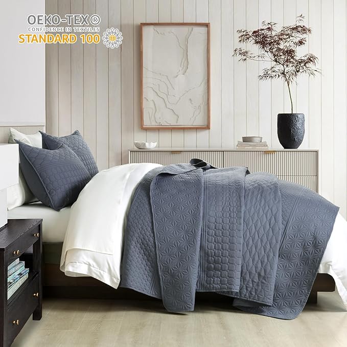 HORIMOTE HOME Steel Blue Queen Size Quilt Set - Soft Microfiber Bedspread with 2 Shams, Lightweight & All-Season Geometric Coverlet for Cozy Bedding