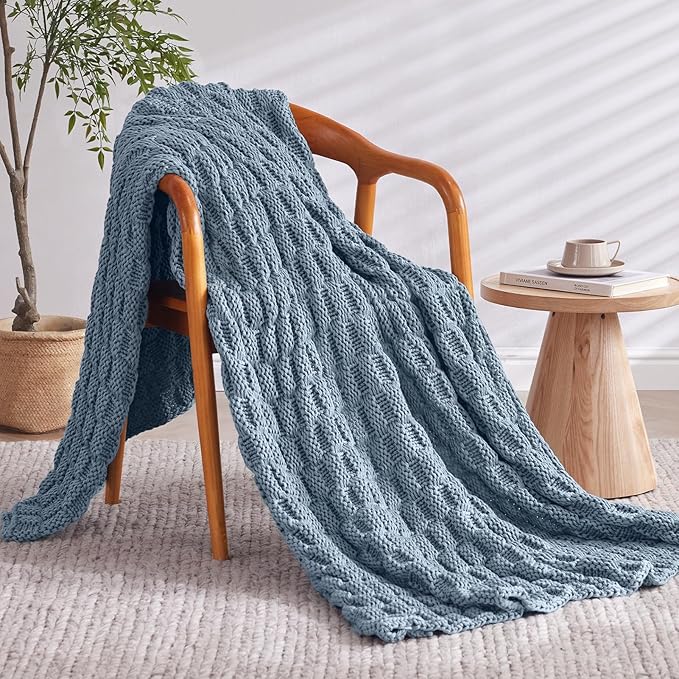 Knitted Weighted Blanket for Adult, No Beads Heavy Blanket 50” x 60'' 7lbs, Breathable Chunky Knit Blanket, Cooling Weighted Blanket for Hot Sleepers, Christmas Home Decor (Light Blue)