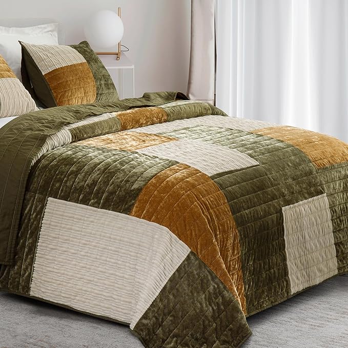 Wonderful Velvet Patchwork Quilt Set - Striped Channel Stitch Green Quilt Queen, Soft Corduroy Lightweight Comforter, Pet-Friendly, Tear-Resistant, Farmhouse Bedspread Bedding for All Season, 94"x94"