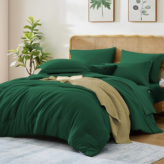 WRENSONGE Full Size Comforter Sets, 7 Pieces Emerald Green Bed in a Bag with Fitted Sheet, Flat Sheet, 2 Pillow Shams, 2 Pillowcases, Warm Bedding Sets for All Season