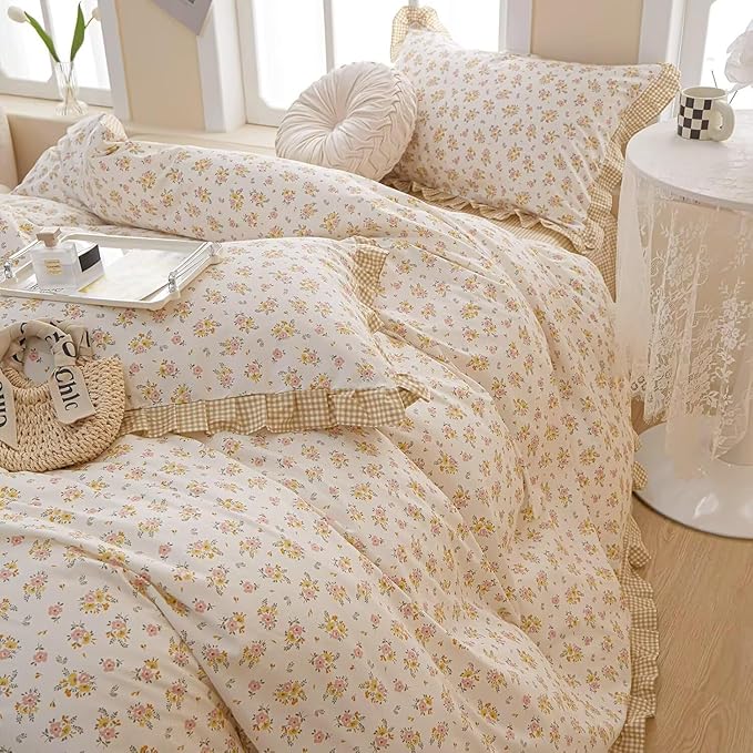 MKXI Queen Size Pink & Yellow Floral Ruffled Comforter Set - 3 Piece Cottagecore Style Reversible Bed Set with Beige Plaid Pattern, Soft Aesthetic Bedding Set for Girls Wome